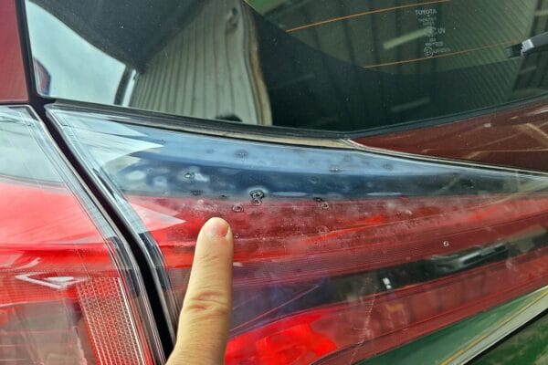 16′ 紅 Toyota RAV4 更換尾燈