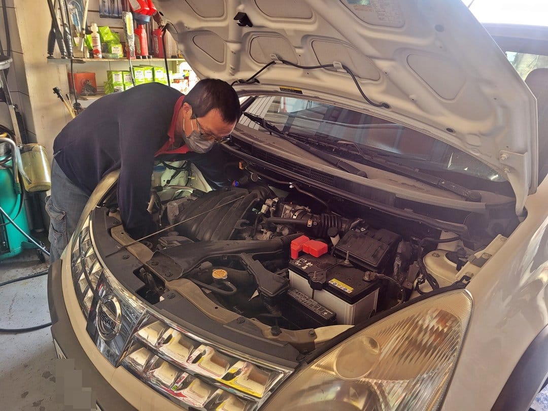 12' 白 Nissan Livina 定保