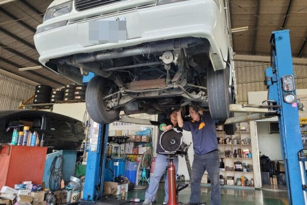 10′ 白 得利卡 更換離合器相關…