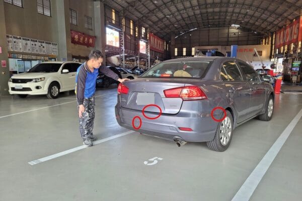10′ 灰 Lancer Fortis 車禍協助