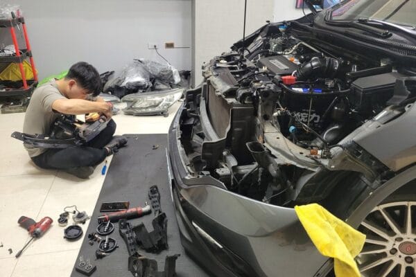 13′ CR-V 更換大燈總成