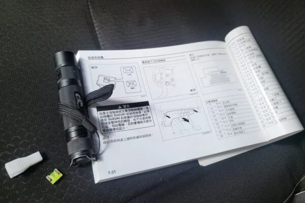 18′ SX4 駕駛座電動窗異常
