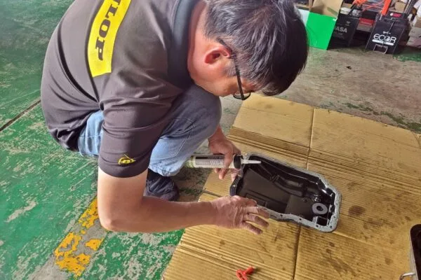 Focus MK2 拆洗油底殼