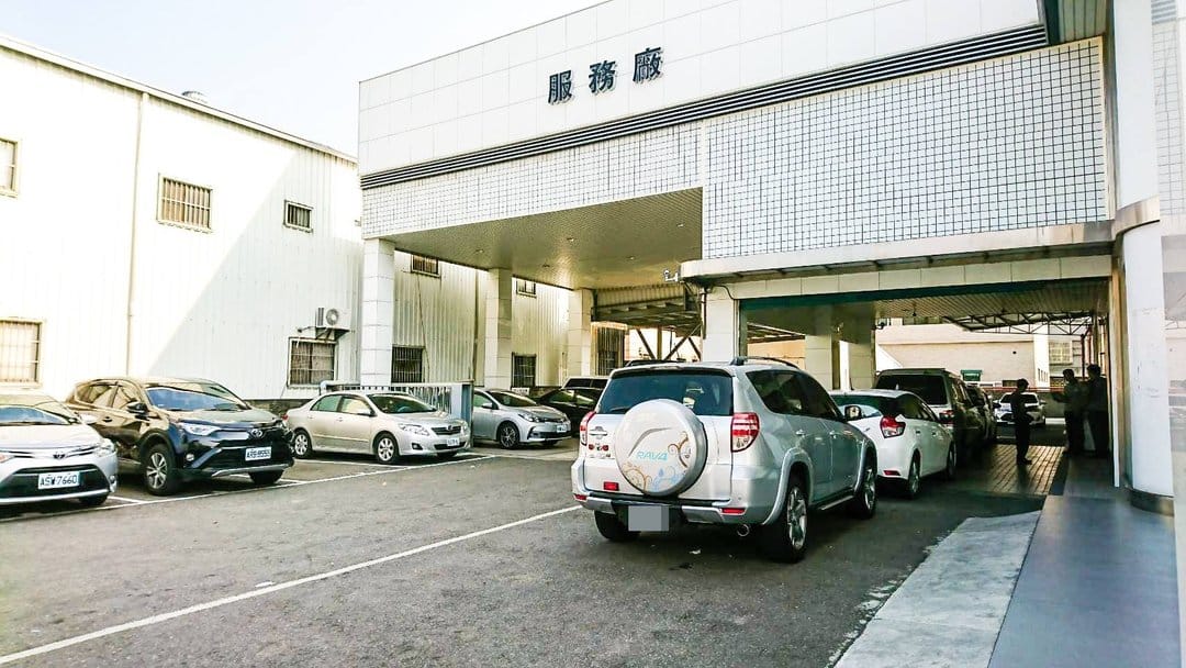 開著RAV4 回原廠去 - 謝謝歸仁潘先生購買