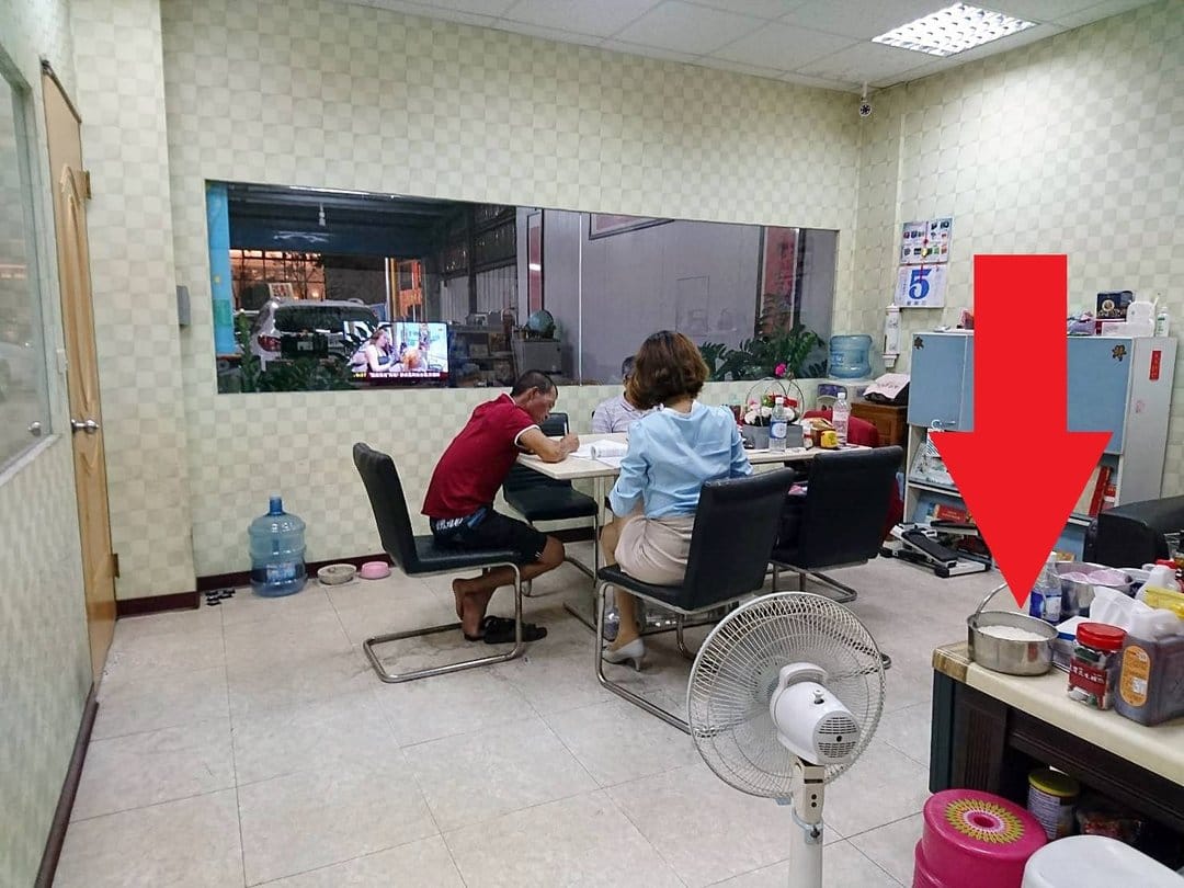 兩組客人同時收訂簽約！