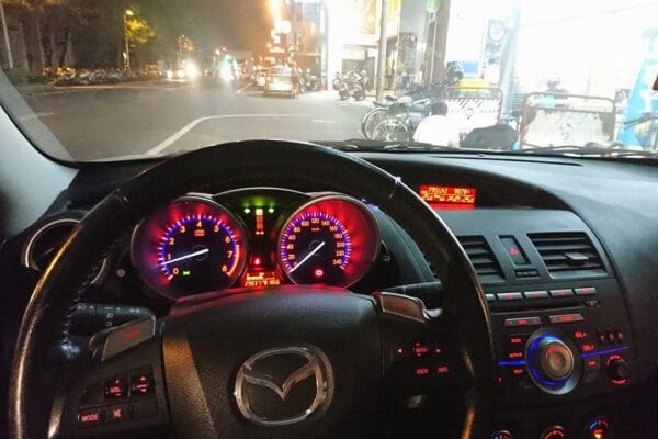 來客戶家簽車！！