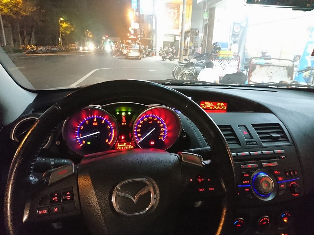 來客戶家簽車！！