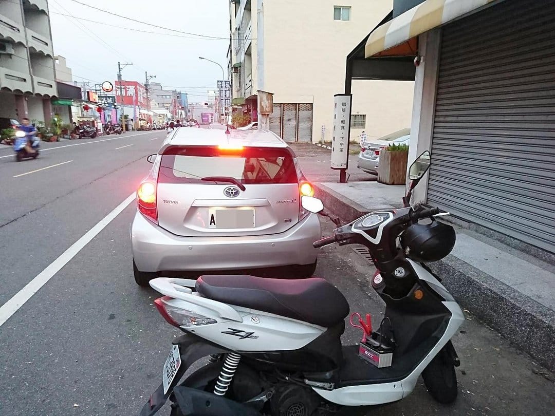 小編來大通路接電救援囉😎😎😎