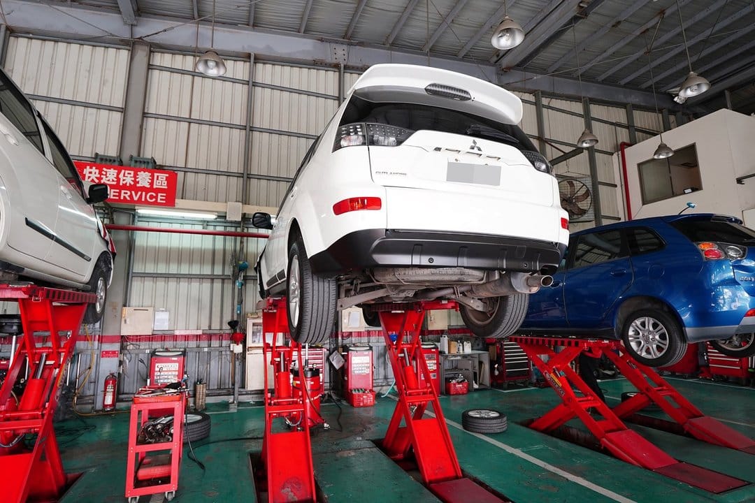 原廠保養的時候，車主都在幹嘛？