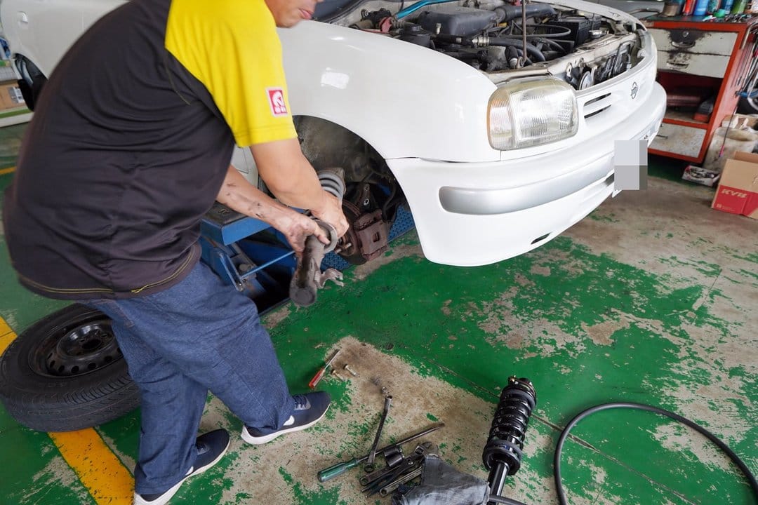 客人自費更換全車避震器！
