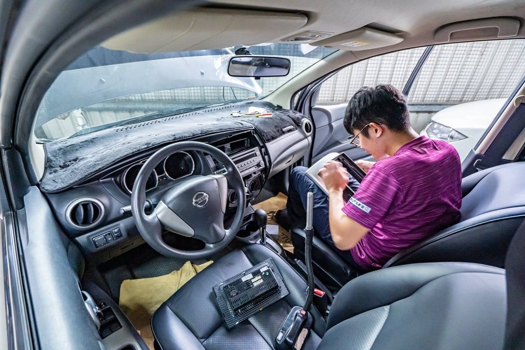 Nissan Livina 安裝影音囉~