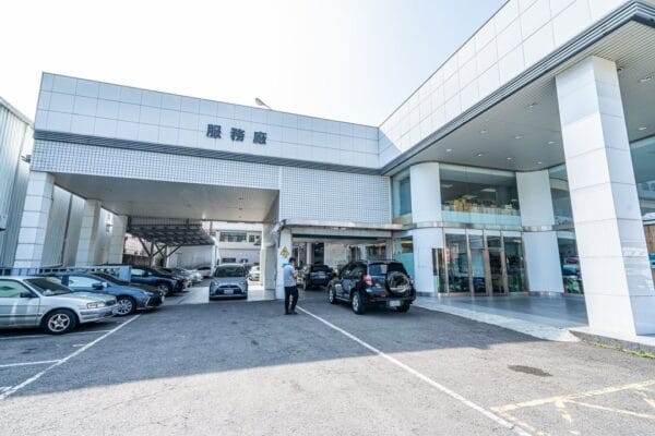 RAV4 回歸仁原廠保養囉～
