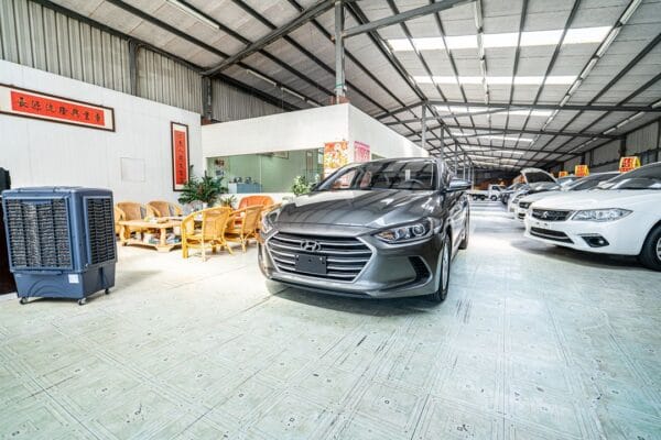 Hyundai Elantra 收訂 & 過戶！