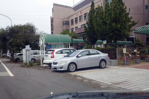 帶客人到歸仁戶政 & 捕獲CR-V舊客！