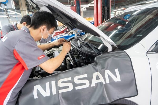 X-Trail 到 Nissan中華廠保養囉~
