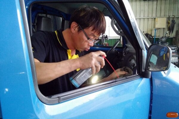 菱利貨車維修手搖窗升降機～