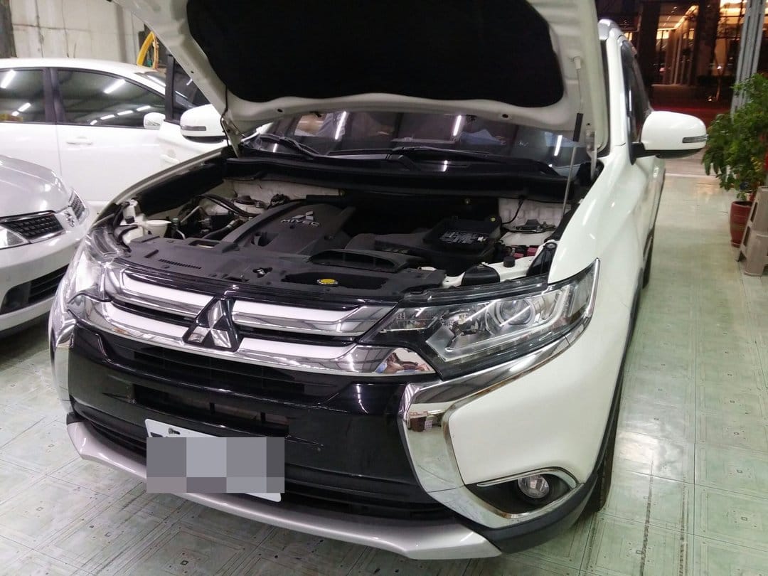 Outlander 的 Panasonic車機 藍芽當機