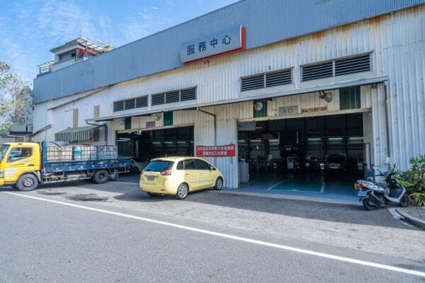 匯豐仁德廠捕獲”萊姆黃”小可
