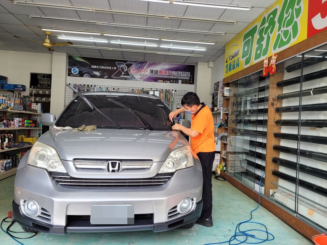 客人試車時，小編在幹嘛？