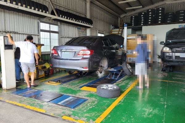 神A 更換全車來令片及前煞車盤
