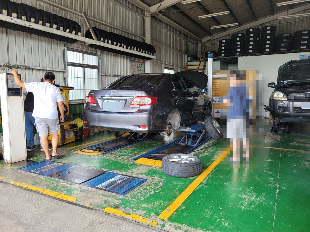 神A 更換全車來令片及前煞車盤