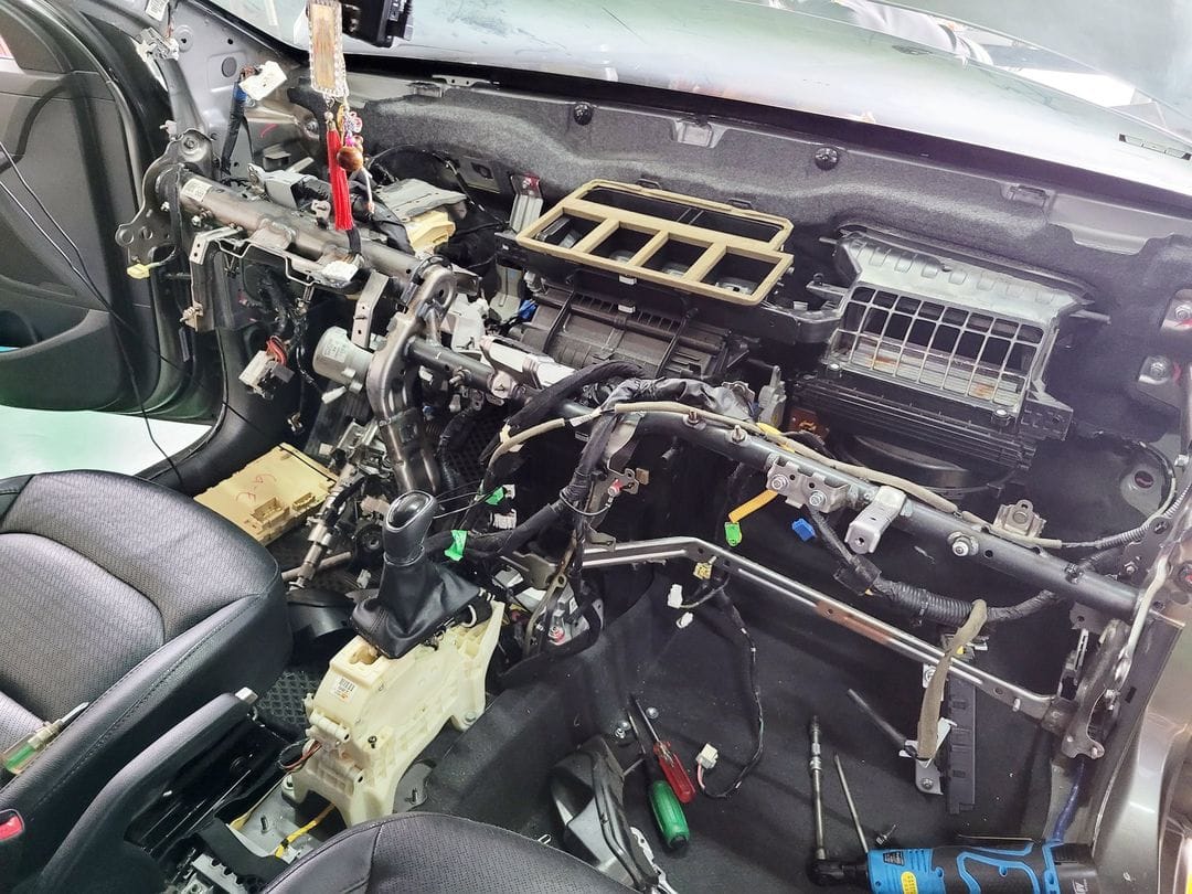 Hyundai Elantra 更換蒸發器(風箱仁)