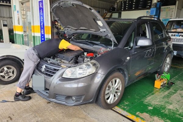 SX4 更換油門踏板總成