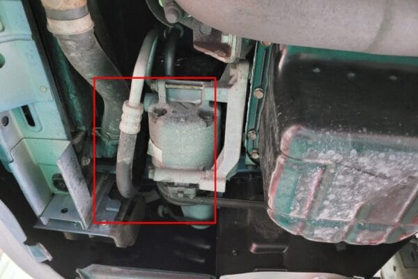 Colt Plus 更換冷氣管