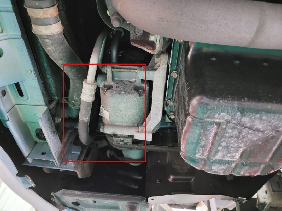 Colt Plus 更換冷氣管
