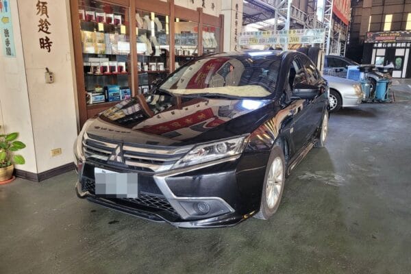 Grand Lancer 到興泰做鈑烤～