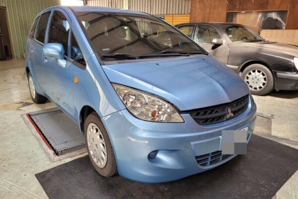 11′ Mitsubishi Colt Plus 淺藍