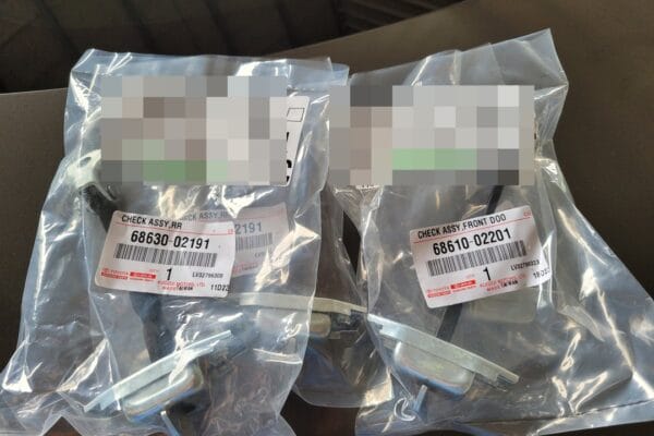 11′ Altis更換車門分段器&維修左後照鏡