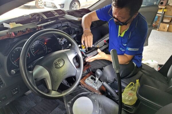 11′ Altis 安裝安卓機/更新前喇叭