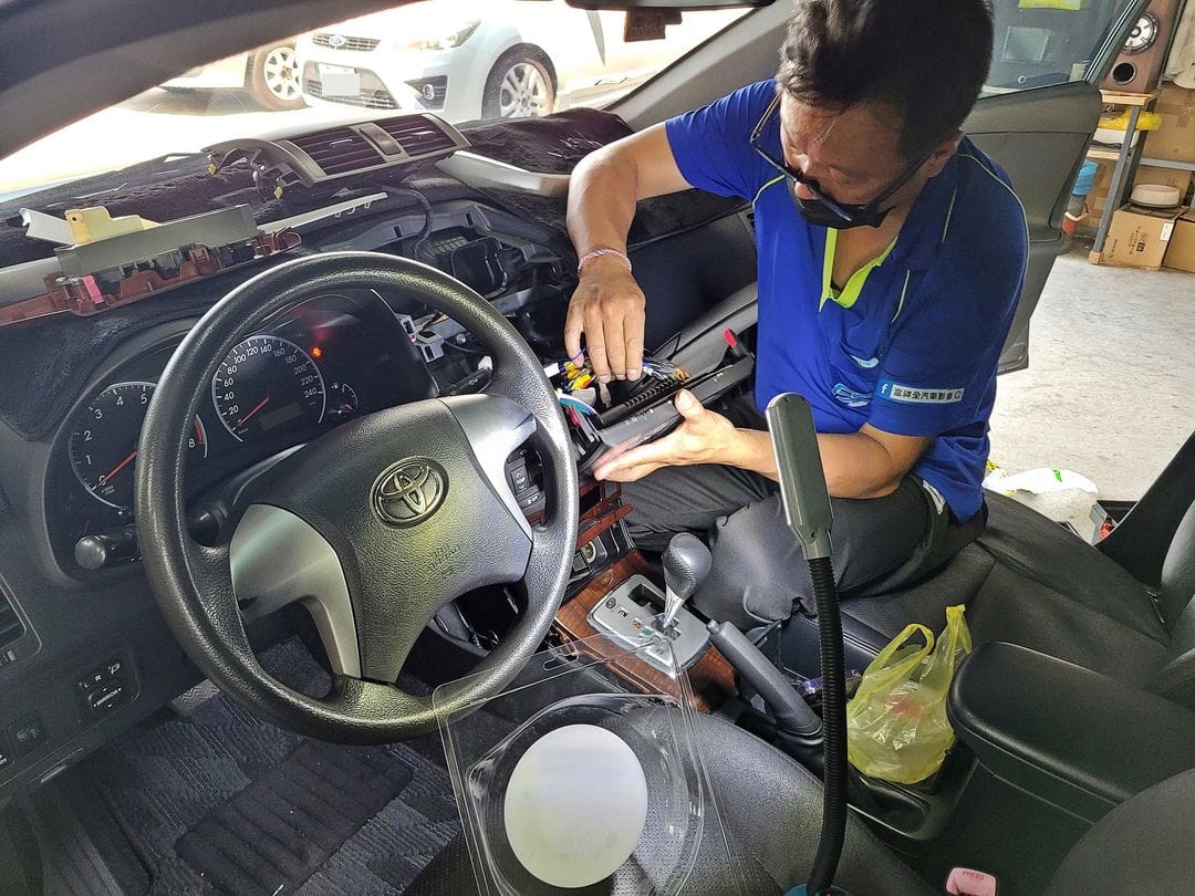 11' Altis 安裝安卓機/更新前喇叭