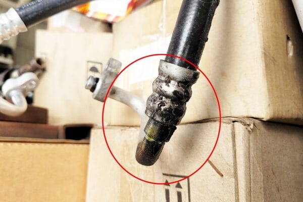 15′ 藍 ix35 冷氣不冷查修