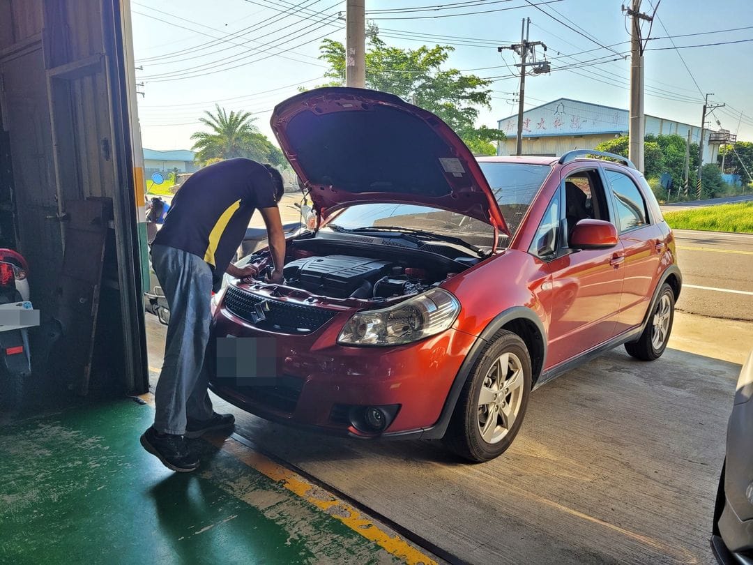 12' 紅 SX4 更換冷氣散熱風扇