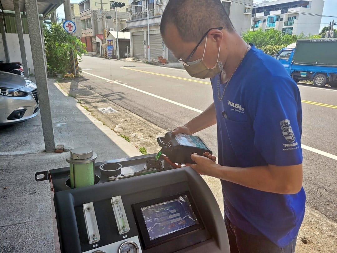 14' Elantra到新高汽車循環清洗冷卻液