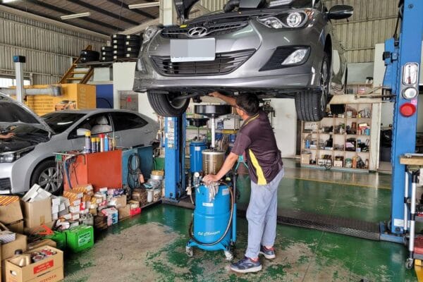 14′ Elantra 做1.5萬公里保養～