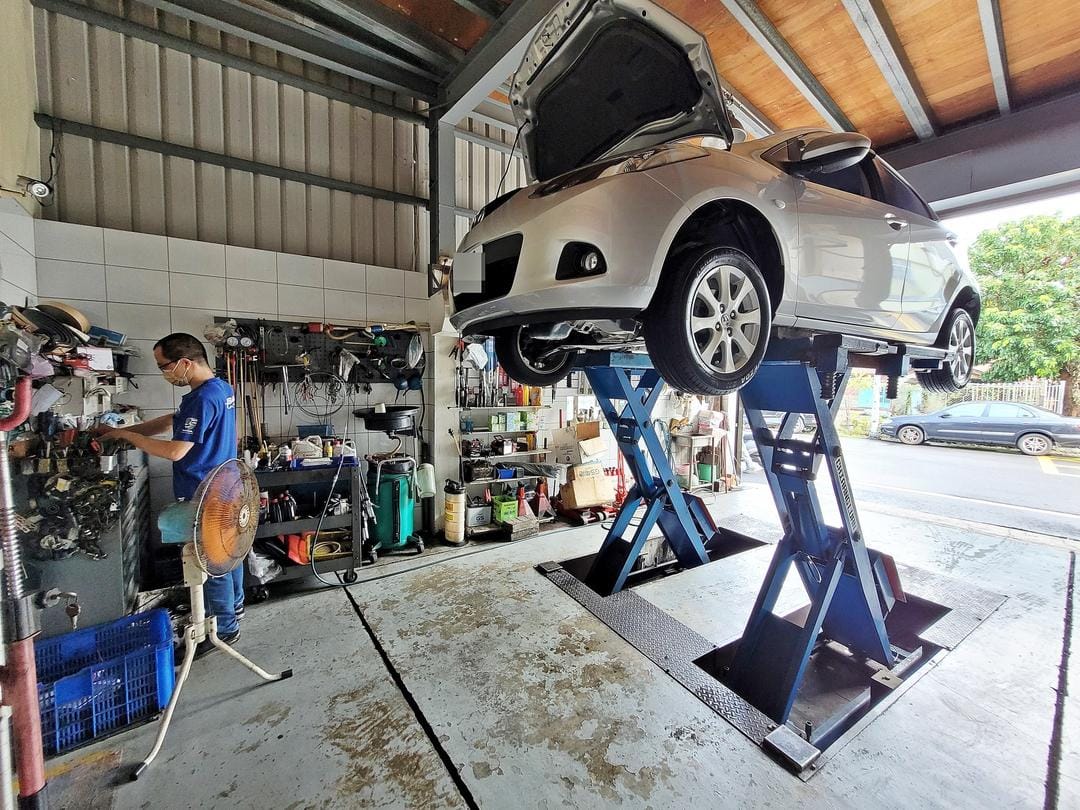 10' 銀 馬二交車前保養