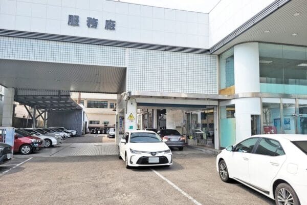 12′ Altis 灰 到歸仁Toyota做19萬公里定保