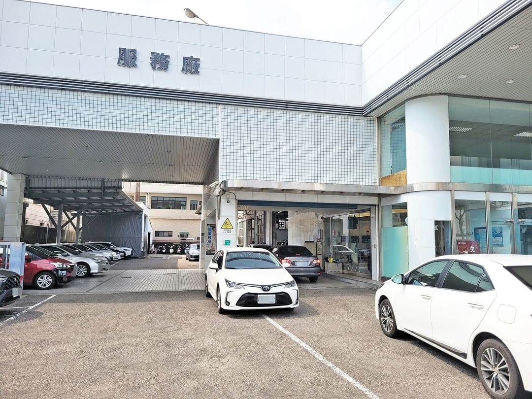 12' Altis 灰 到歸仁Toyota做19萬公里定保
