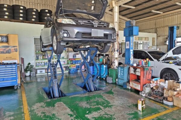 11′ 灰 Altis 做20.3萬公里保養