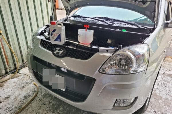 10′ 銀 Hyundai Matrix 更換水箱水