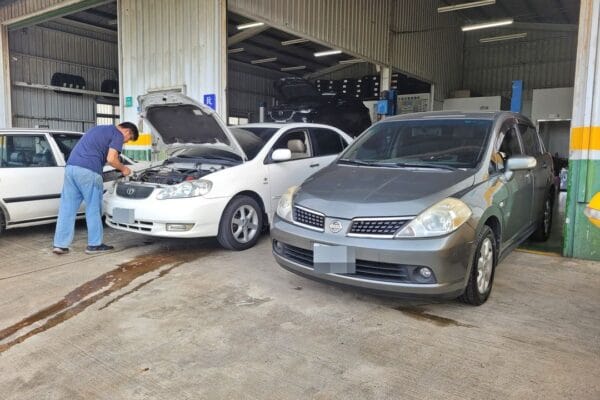 捕獲兩台車在鉎富保養～