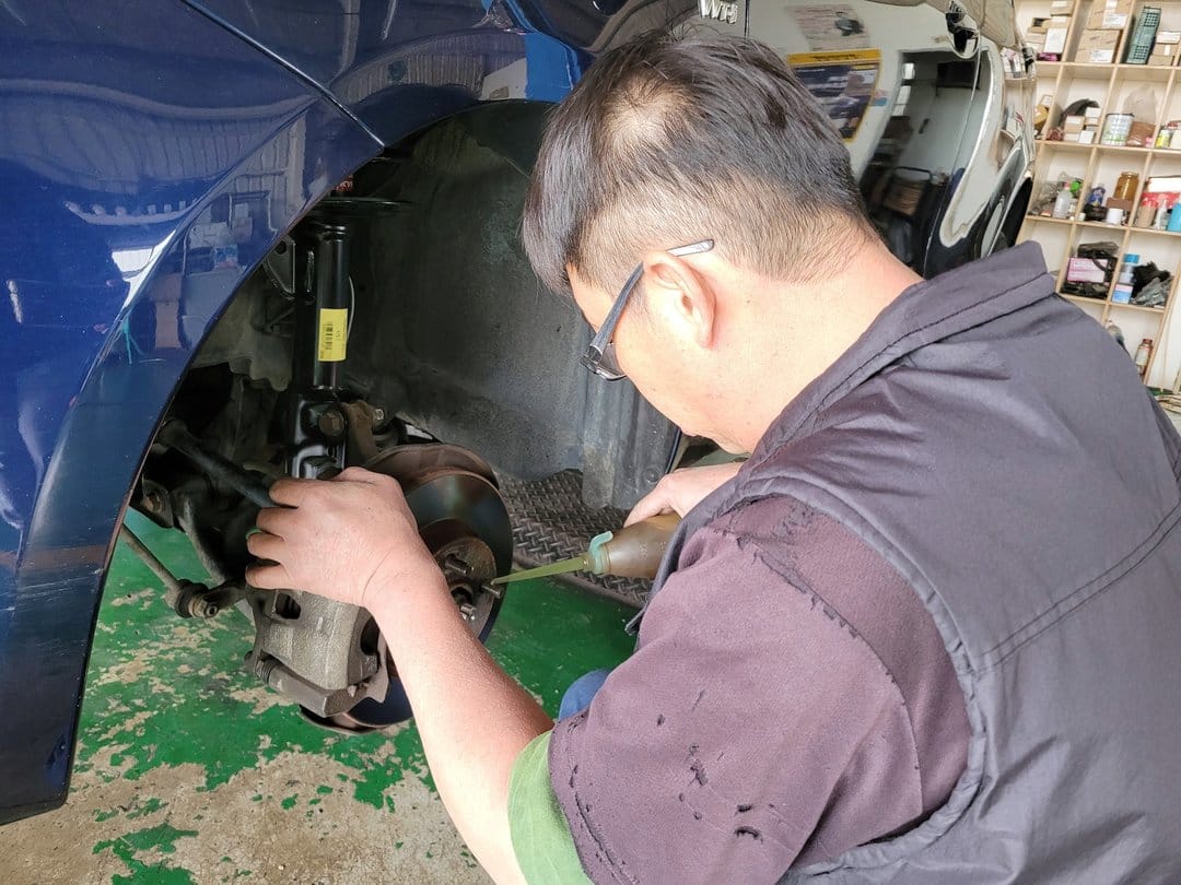 06'/07式 藍 Yaris 更換全車避震&左+右傳動軸