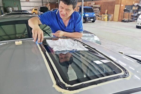 08′ 銀 Buick Excelle 處理天窗