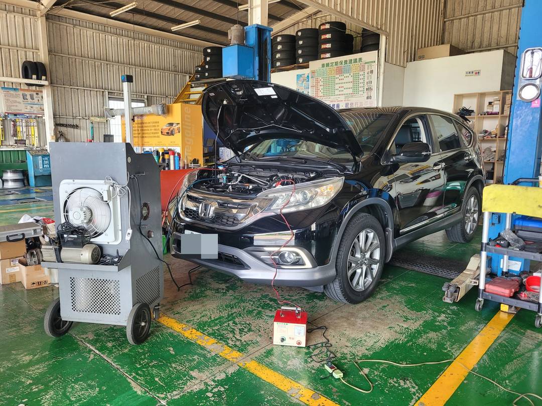 15' 黑 Honda CR-V 冷氣清洗管路