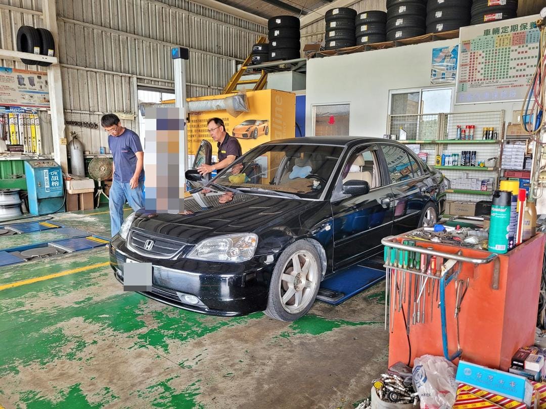 01' 黑 Honda Ferio 查修右前電動窗