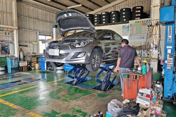 14′ 灰 Elantra 做定保