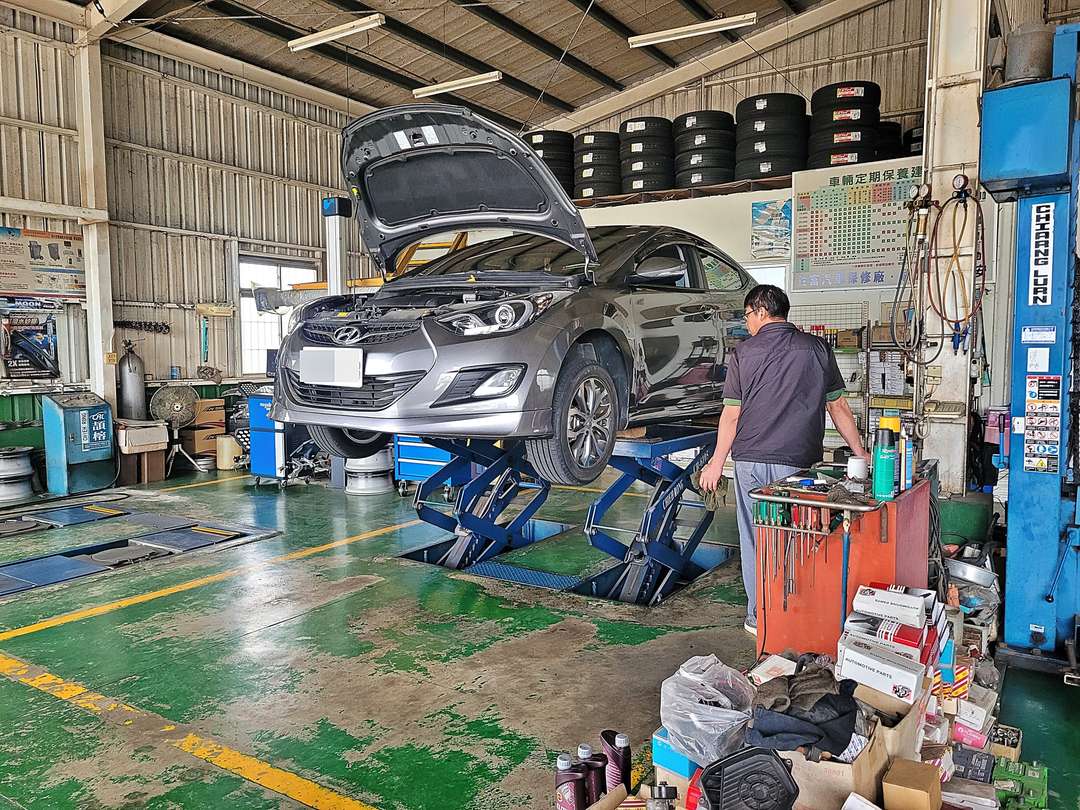 14' 灰 Elantra 做定保